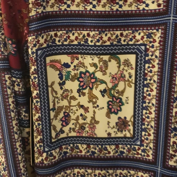 LULUS Crack a Smile Cream and Plum Multi Print Long Sleeve Shift Dress - NWT - Picture 12 of 15